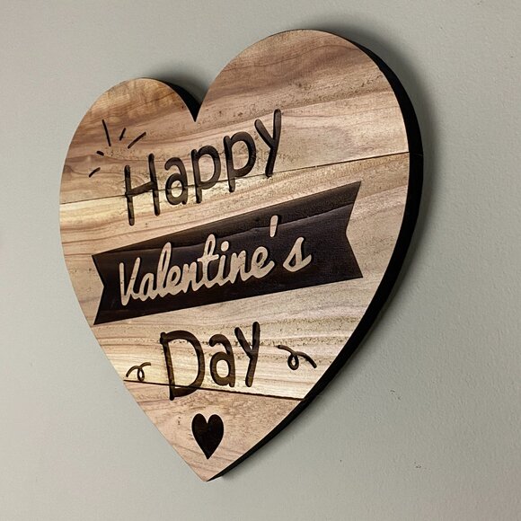Happy Valentines Day Heart Wall Hanging Decor - Picture 1 of 3
